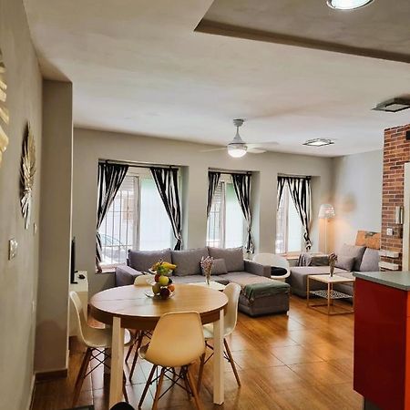 Claudia Tourist Apartment Аликанте Экстерьер фото