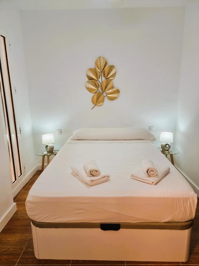 Claudia Tourist Apartment Аликанте Экстерьер фото