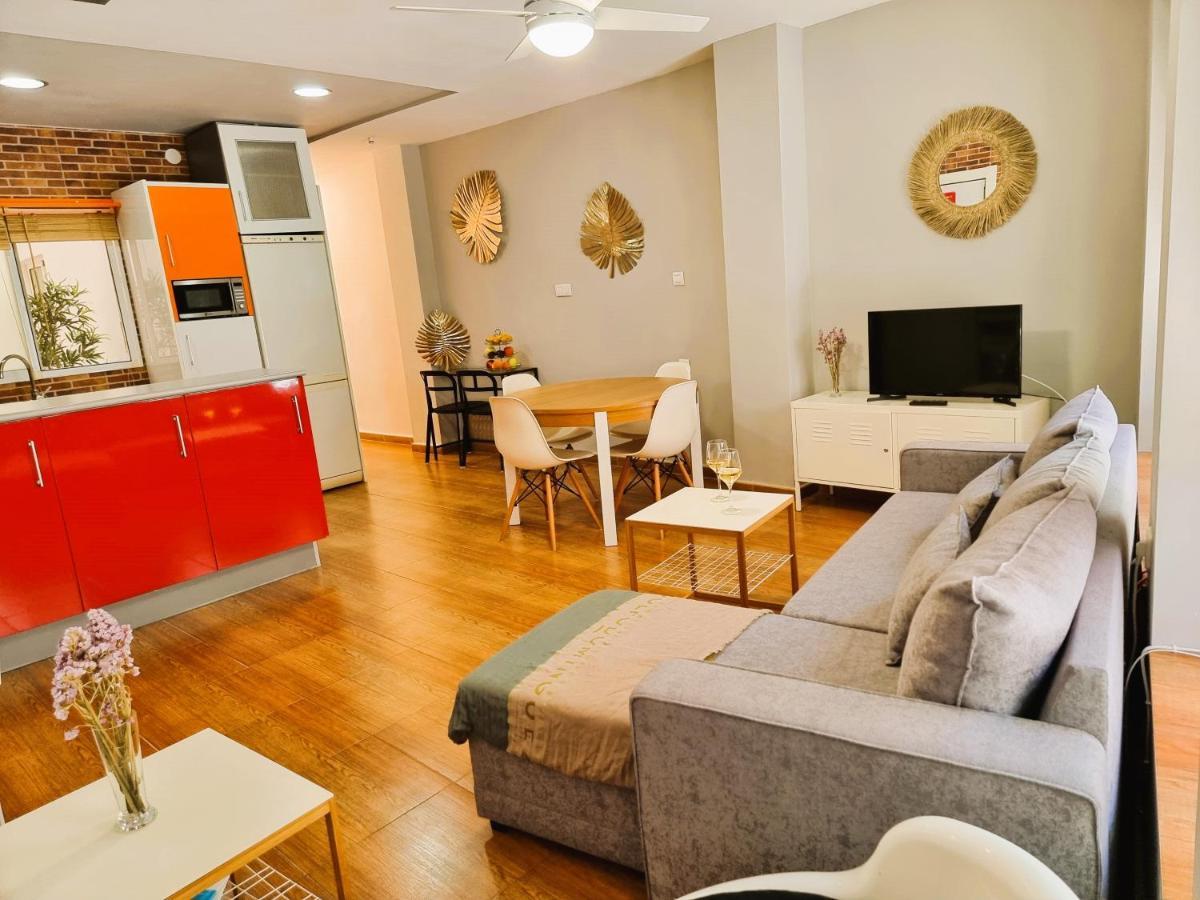 Claudia Tourist Apartment Аликанте Экстерьер фото
