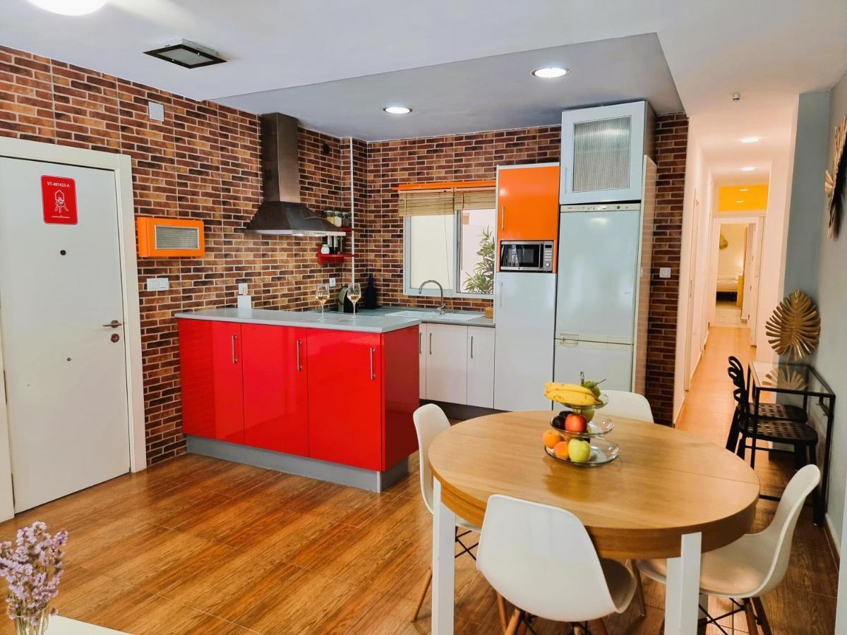Claudia Tourist Apartment Аликанте Экстерьер фото