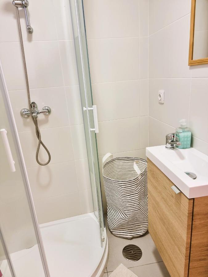 Claudia Tourist Apartment Аликанте Экстерьер фото